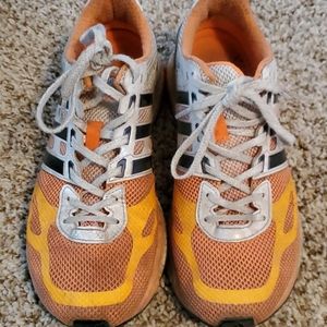Adidas shoes size 8 orange